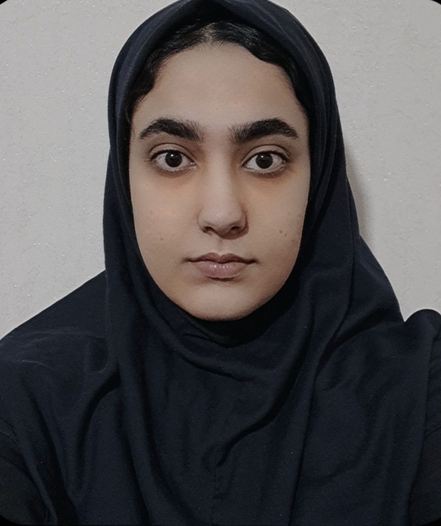 گفت وگو بانرگس آقایی؛ قهرمان تابستان درگروه کنکور تجربی