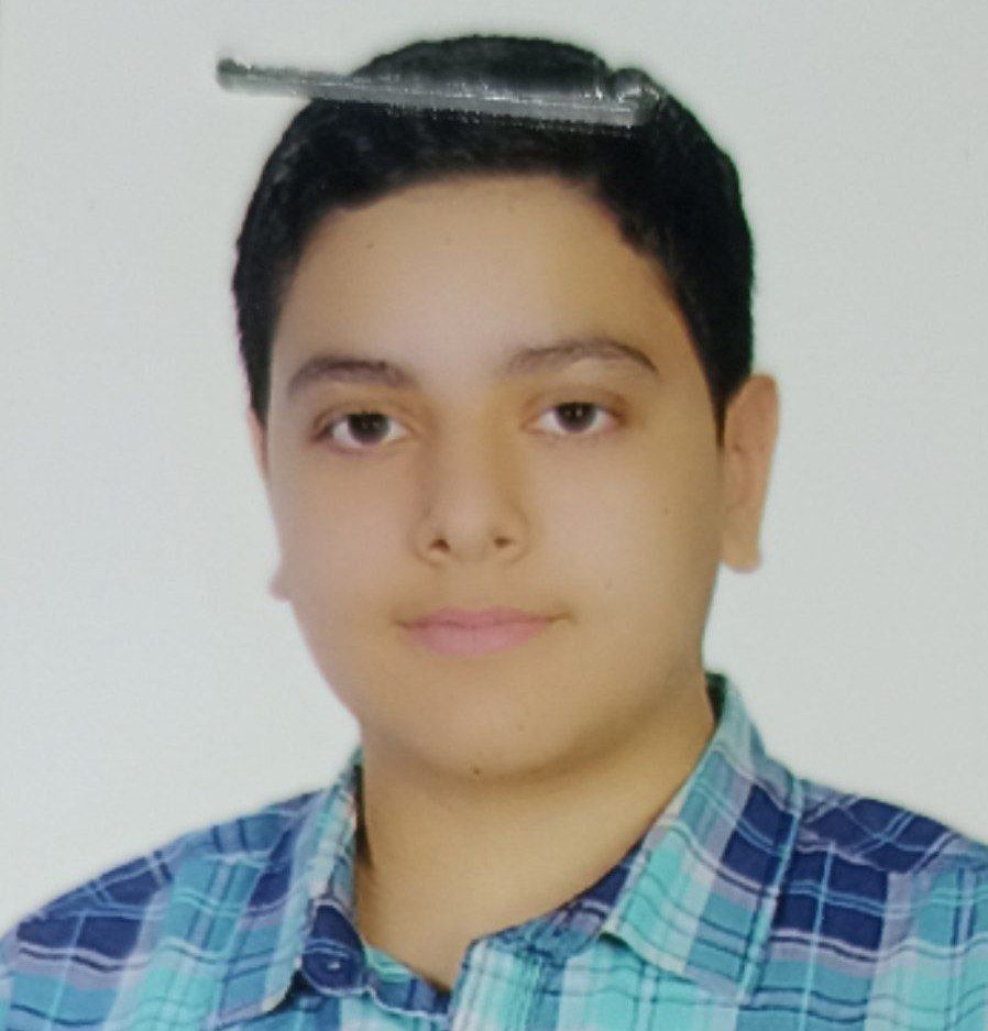 گفت و گو با امیرعباس اتفاقی داریانی دانش آموز پایه یازدهم ریاضی