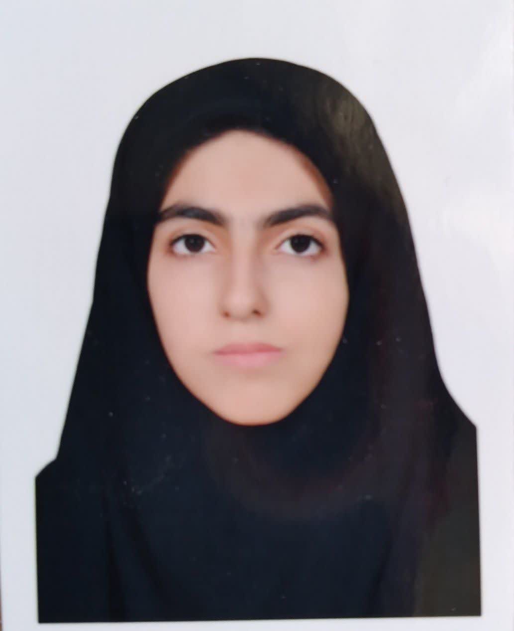 گفت و گو با پریناز ملاحسینی دانش آموز مقطع دوازدهم ریاضی