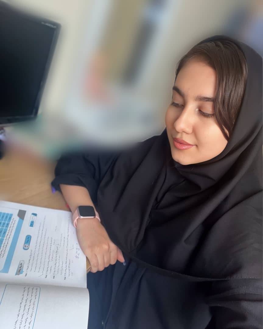 گفتگو با تینا مختاری رتبه 246 هنرستان