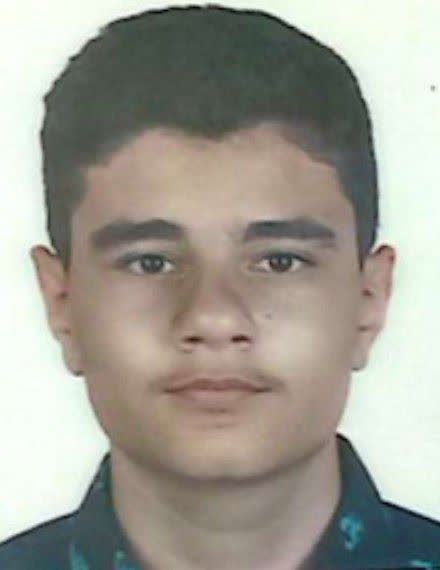 گفتگو با آرتا بیات پایه یازدهم تجربی