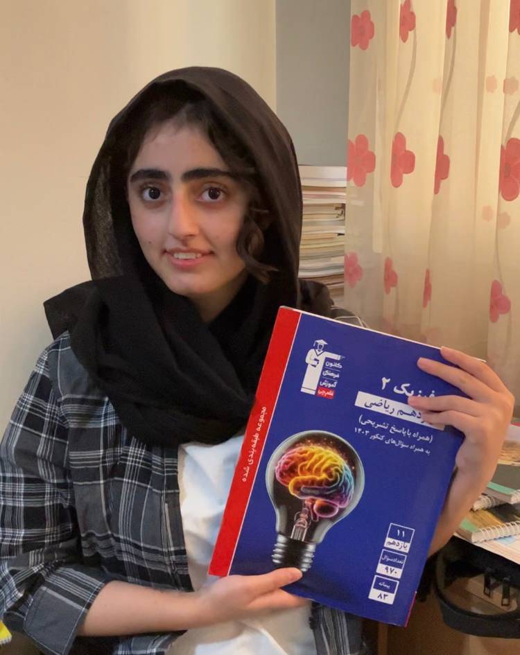 گفتگو با الینا یوسفی قهرمان تابستان