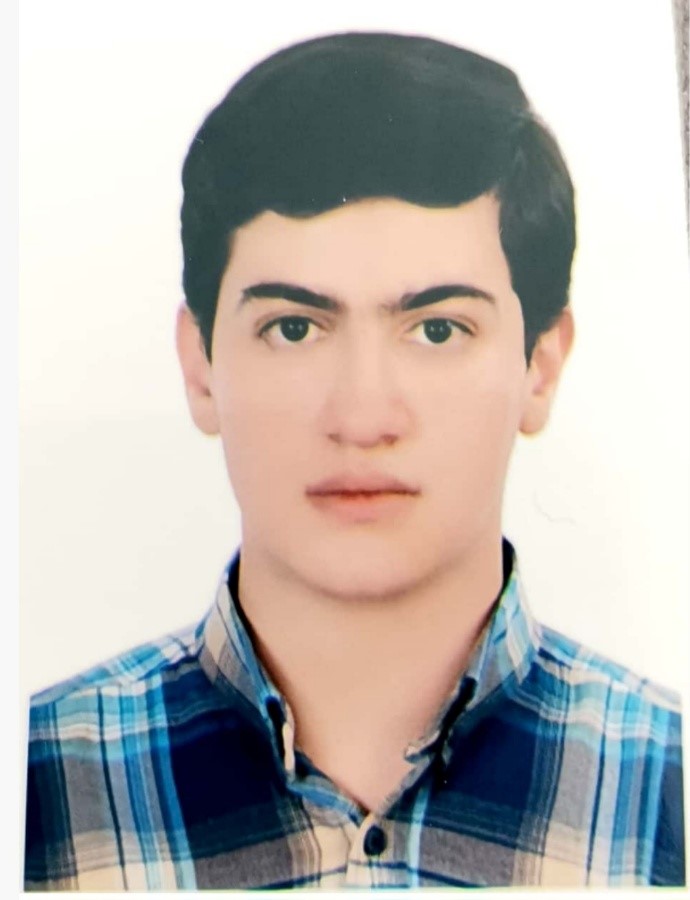 گفت‌وگو بادانش اموز کرمانشاهی :محمدطاها احمدی پایه دوازدهم تجربی