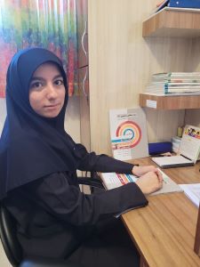 گفتگو با فاطمه توکلی عضو باشگاه 500تایی‌ها با تراز8700از شهرکرد