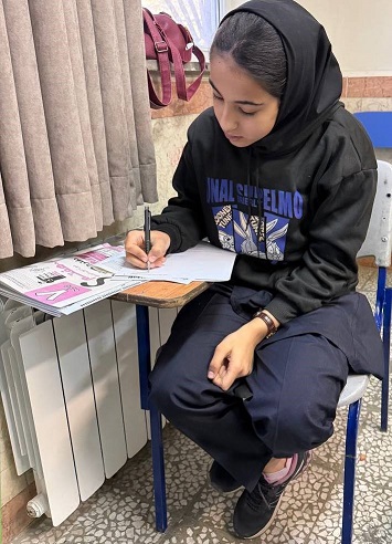 گفت و گو با آریسا سلیمانی دانش آموز پایه هفتم از همدان