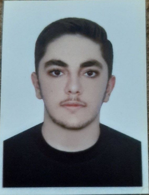 گفت‌وگو با  آریا نظری دوازدهم تجربی از کرمانشاه