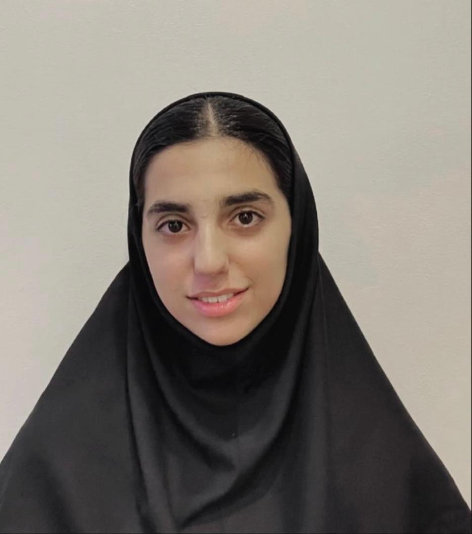 مصاحبه با ستایش معماری؛ دانش‌آموز پایه نهم از شیراز