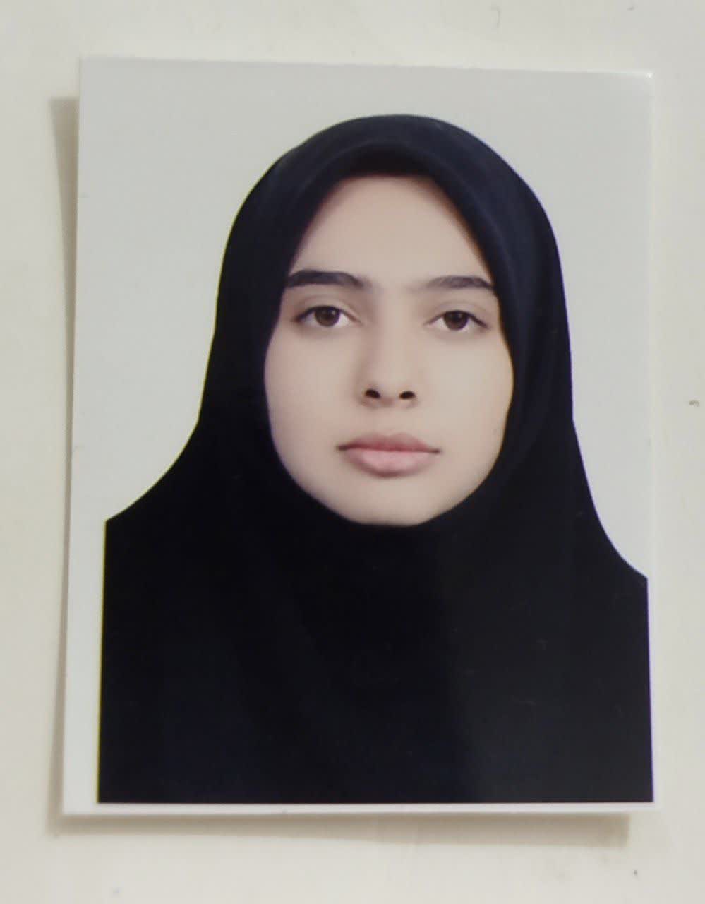 گفت و گو با دانش اموز رقیه خدارسان پور  قهرمان پیوستگی