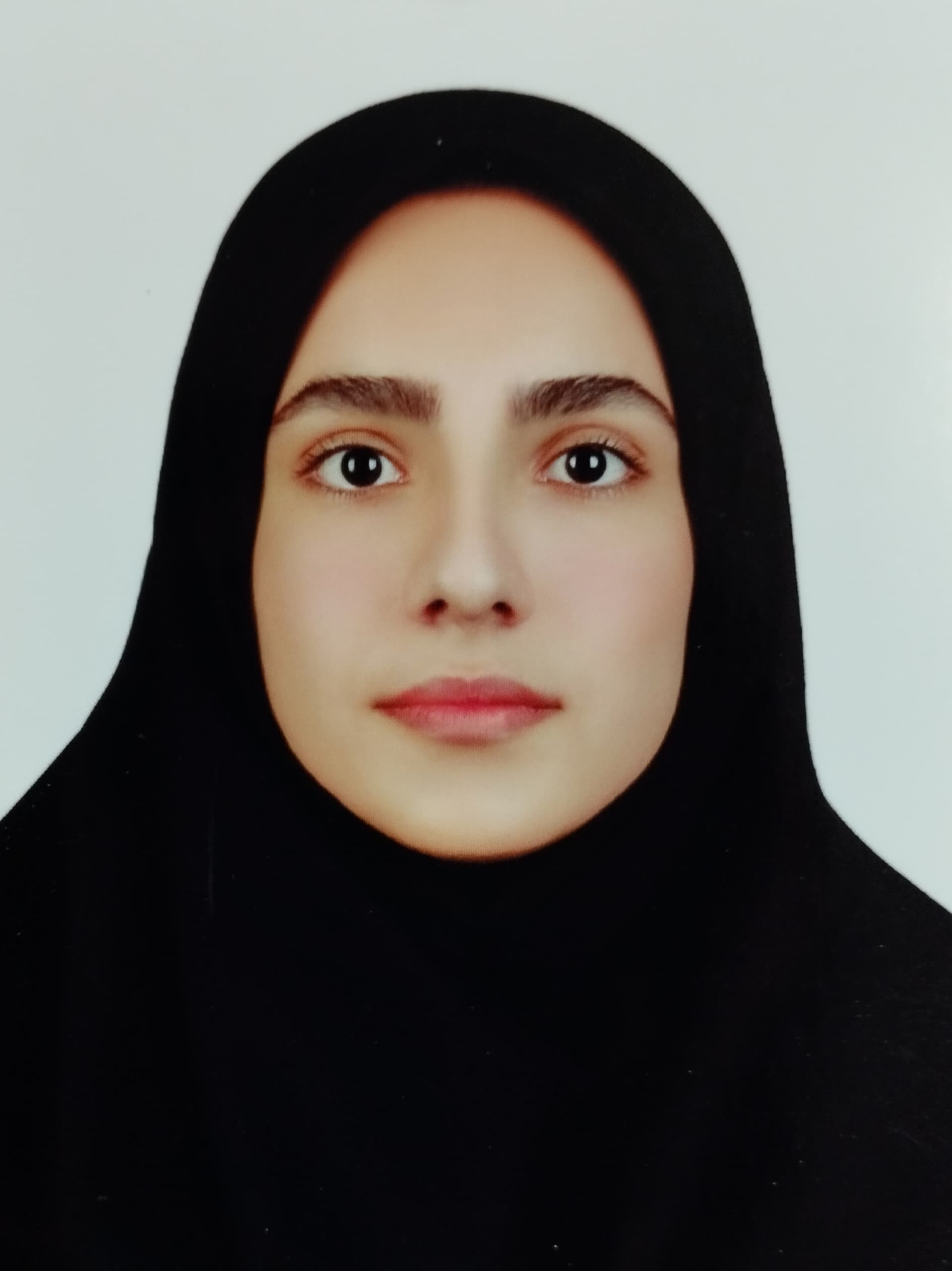 مصاحبه با فرناز روشن؛ دانش‌آموز پایه دوازدهم از شیراز