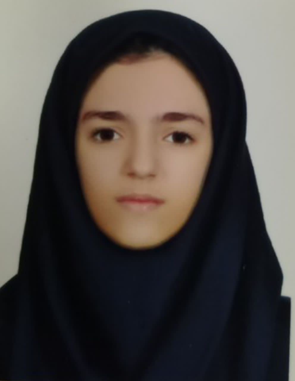 گفتگو بانهال حسینی باشگاه پانصدتایی یازدهم تجربی از کمالشهر