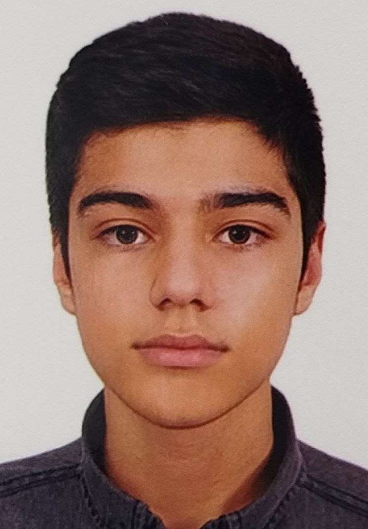 قهرمان پیوستگی:گفتگو با یاسین رضانژاد پایه یازدهم تجربی