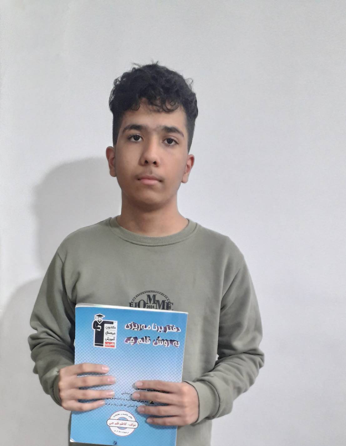 گفتگو با سید علیرضا احمدی ؛ دهم رشته انسانی