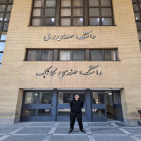 بردیا خضری قهرمان پیوستگی دوازدهم ریاضی