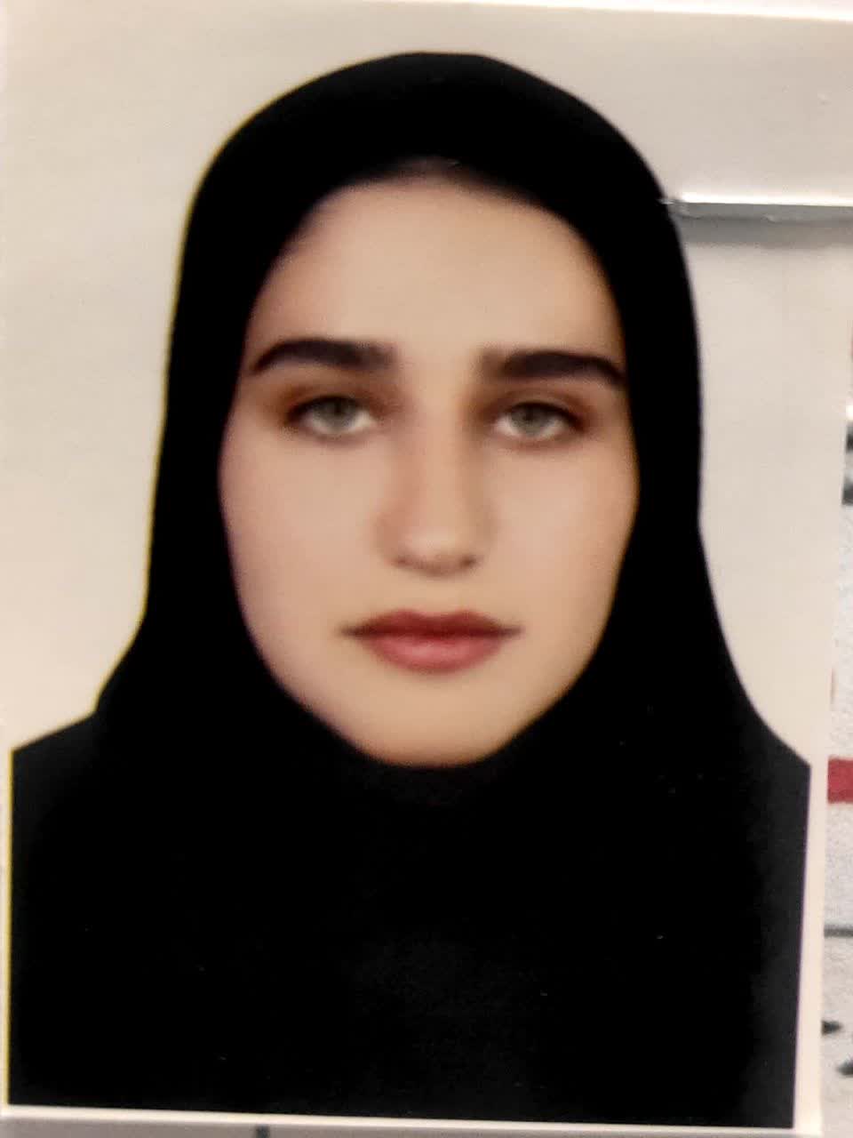 گفت و گو با دانش اموز مهلا میرزاده دوازدهم انسانی / جیرفت