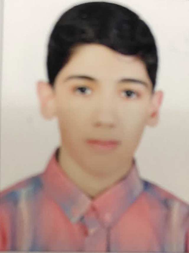 گفت و گو با دانش اموز آریا سنجری پایه یازدهم تجربی / جیرفت