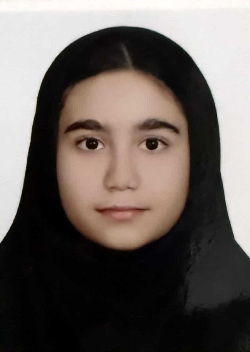 آنیسا عظیمی؛ دانش‌آموز باانگیزه پایه هشتم از بندرماهشهر