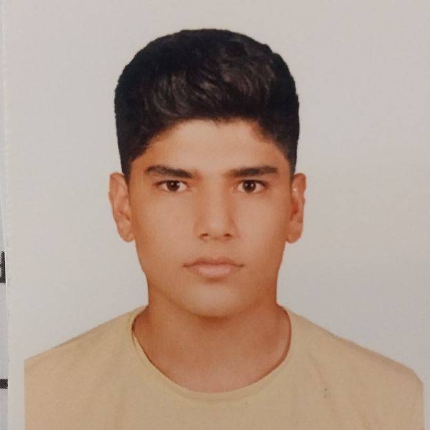 گفت وگو با سجادحقیقی حسن پور قهرمان پیوستگی دوازدهم تجربی