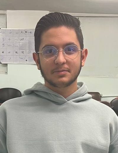 مهزیار تحقیقی : در آزمون نقاط ضعفم را پیدا میکنم و روش کار میکنم