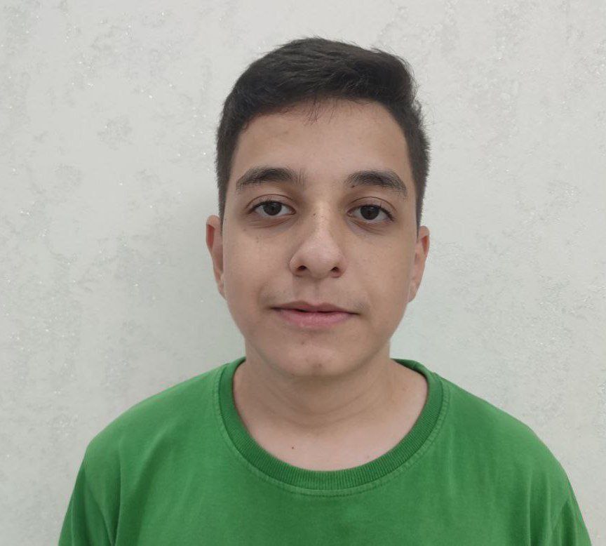 گفتگو با دانش آموز برتر پایه نهم : علی سینا همت منش از مشهد