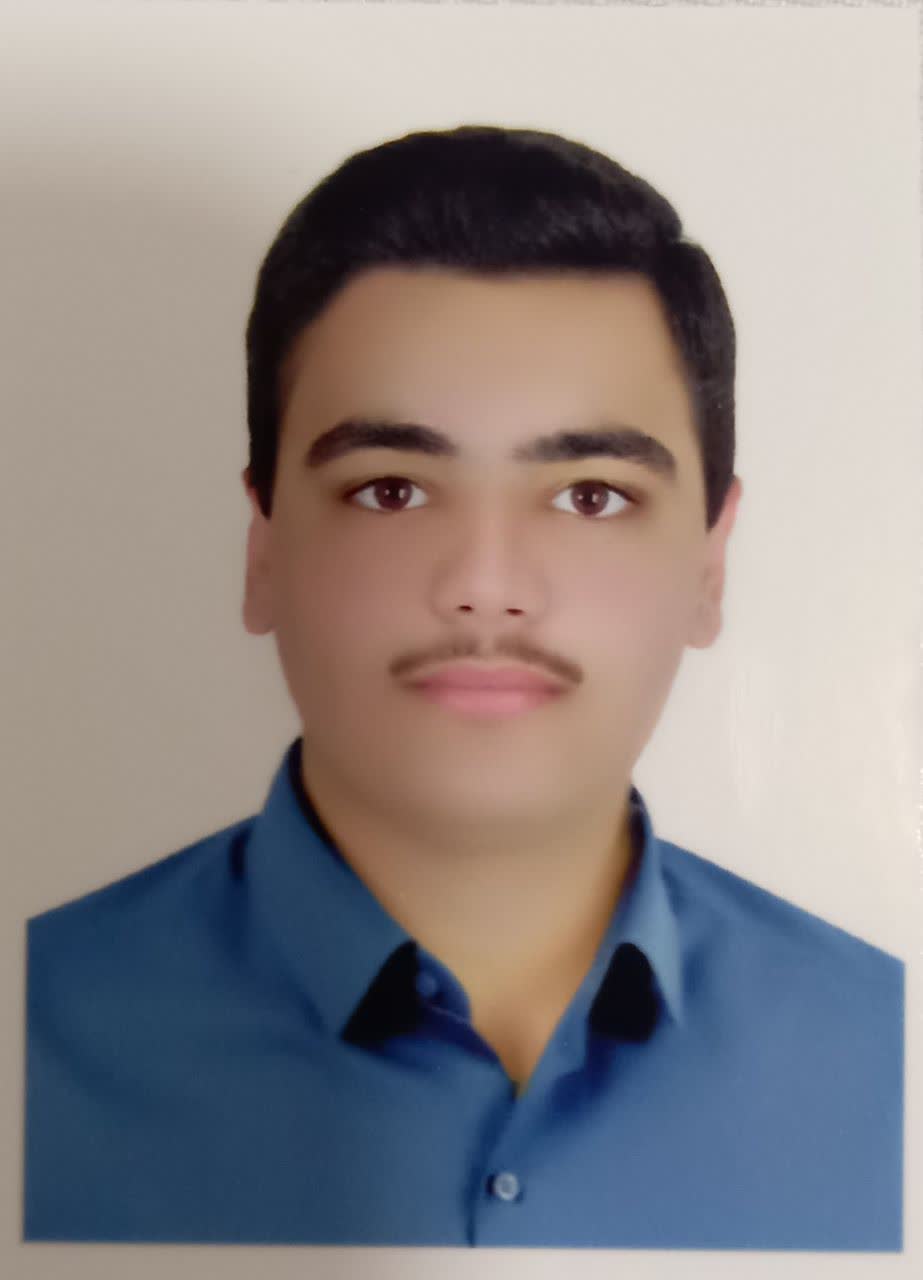 گفت و گو با محمدمهدی خنیفر دانش آموز پایه دهم تجربی