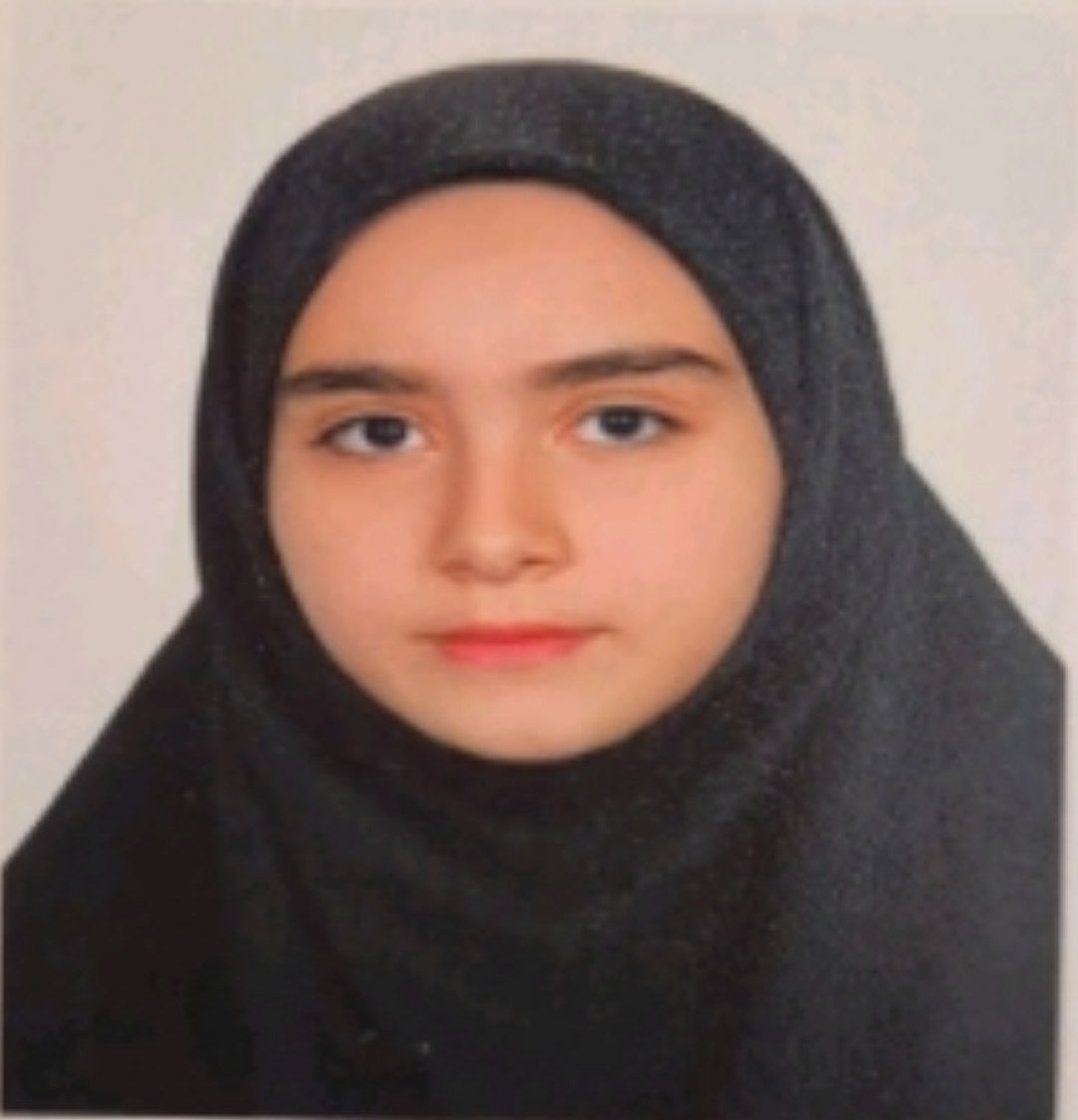 گفت و گو با هلیا محمدی: قهرمان پیوستگی ششم دبستان