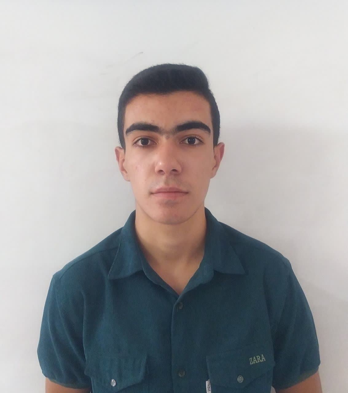 گفتگو و مصاحبه با امیرمحمدسلیمان زاده دانش آموز برتر از شهر ملکان