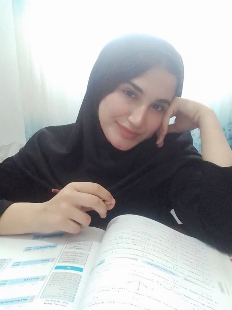 گفتگو با مبینا جعفری پایه یازدهم تجربی از آمل