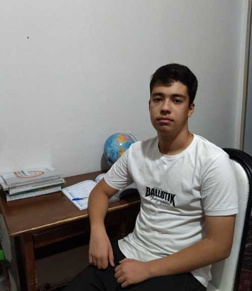 گفت‌وگو با حسین گلی یازدهم انسانی از کرمانشاه