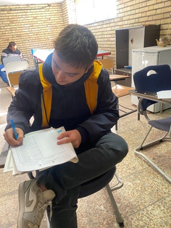 مصاحبه با  عطا میرجلال دانش آموز  دوازدهم تجربی از  تبریز