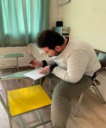 مصاحبه دانش اموز  آروین علایی فرد  دوازدهم تجربی از تبریز