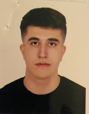 گفتگو و مصاحبه با دانش اموز دانیال محمدی