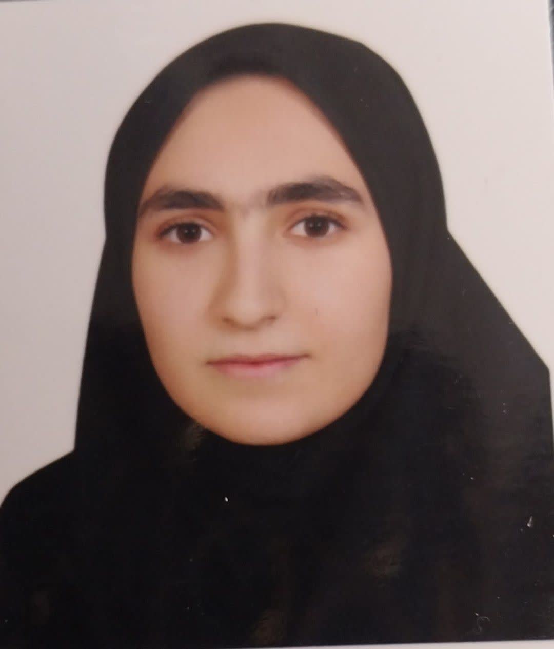 گفت و گو با آیدا حمیدی دانش آموز مقطع دوازدهم تجربی