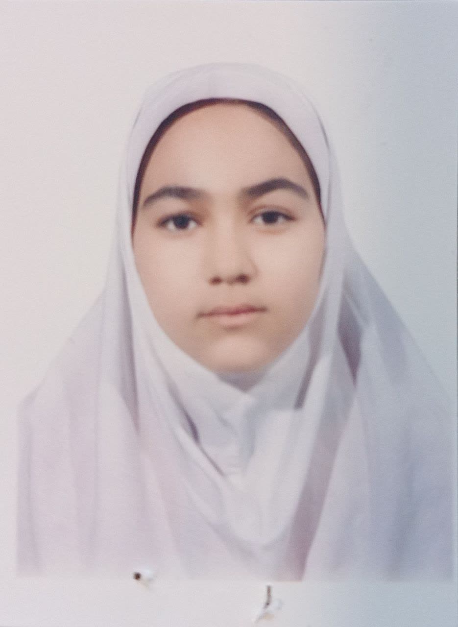 گفت وگو با مبینا حنیفه عضو قهرمانان تابستان هشتم از میانه