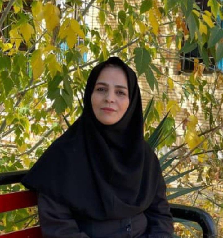 دلایل موفقیت در ریاضی از دبیر با سابقه کانون هشتگرد -دبیر ارمنده