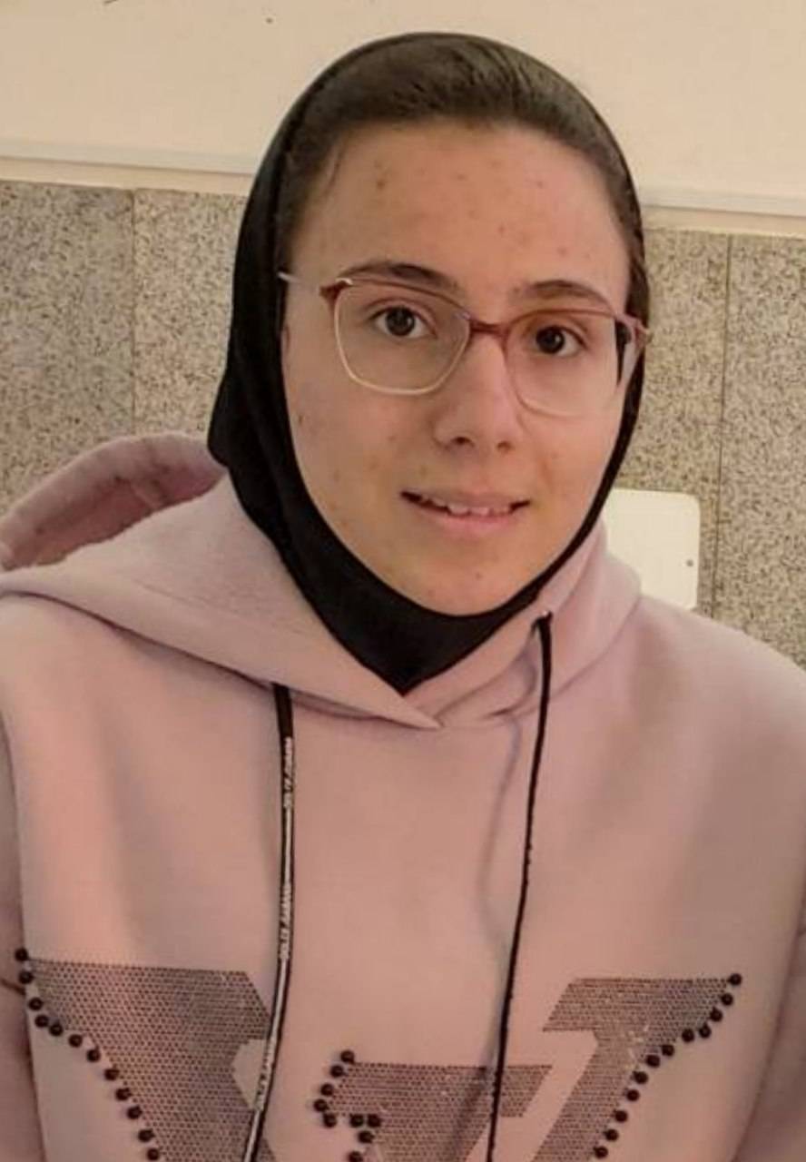 گفتگو با ثنا محمدزاده دوازدهم تجربی از اردبیل