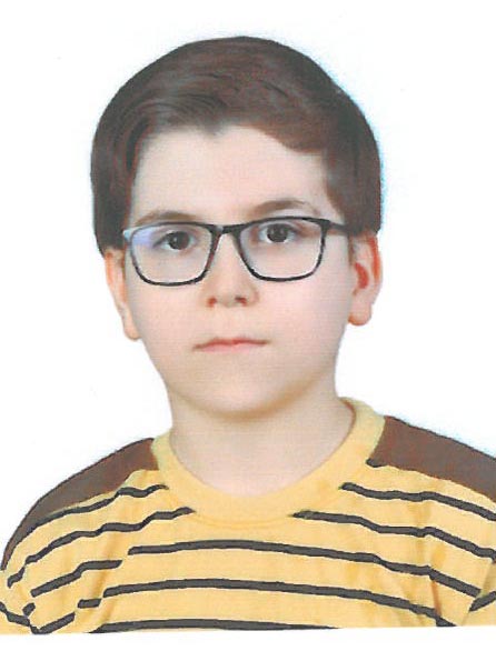 گفتگوبا دانش آموز عطا سیدحمزه عضو باشگاه 500تایی