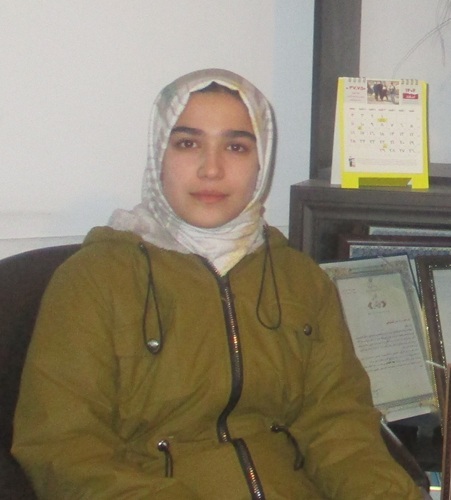 گفتگو با زهرا حکیم نیا؛ قهرمان پیوستگی یازدهم تجربی