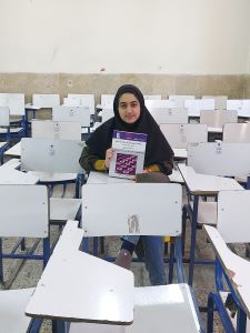 ملیکا عمادی؛ دانش آموز برتر دوازدهم ریاضی در مهرماه از شهرکرد