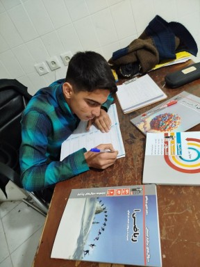 قهرمان پیوستگی:گفتگو با علیرضا طوسی پایه دهم ریاضی