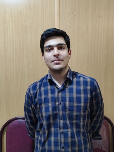 گفتگو با مجتبی زندی پایه 12تجربی قهرمان پیوستگی در پائیز