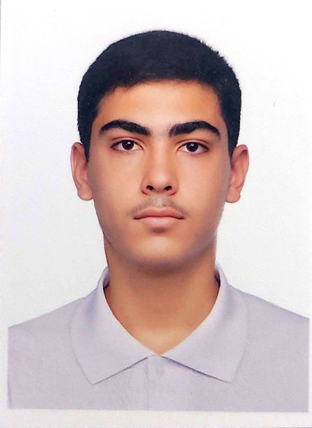 گفت و گو با امیرطاها سرافراز دانش آموز پرتلاش پایه یازدهم ریاضی