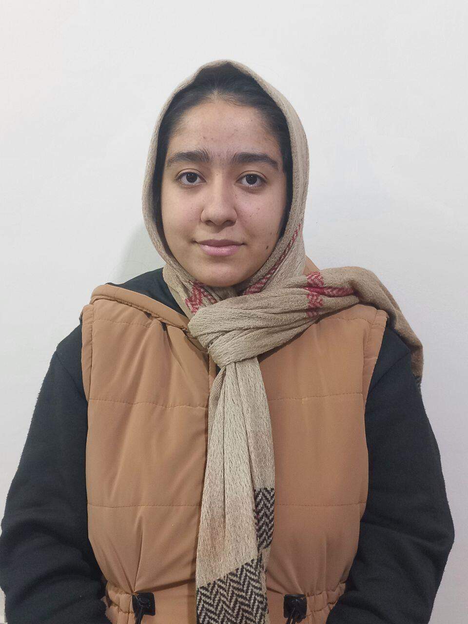 گفتگوبا سارا ابراهیمی ؛ پایه دوازدهم انسانی