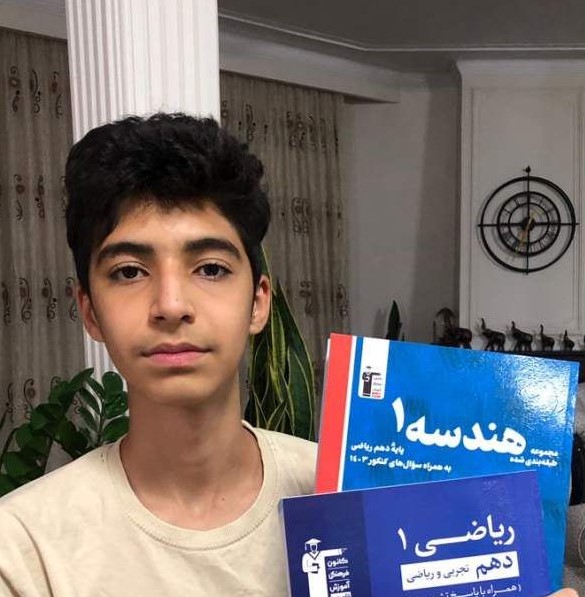 مصاحبه با قهرمان پیوستگی دهم ریاضی، پارسا مقدسی