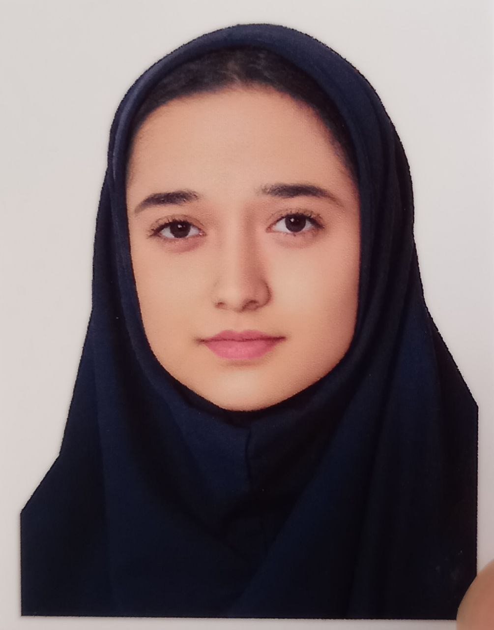 گفت‌وگو با پارمیس آتش بهار دهم تجربی از کرمانشاه