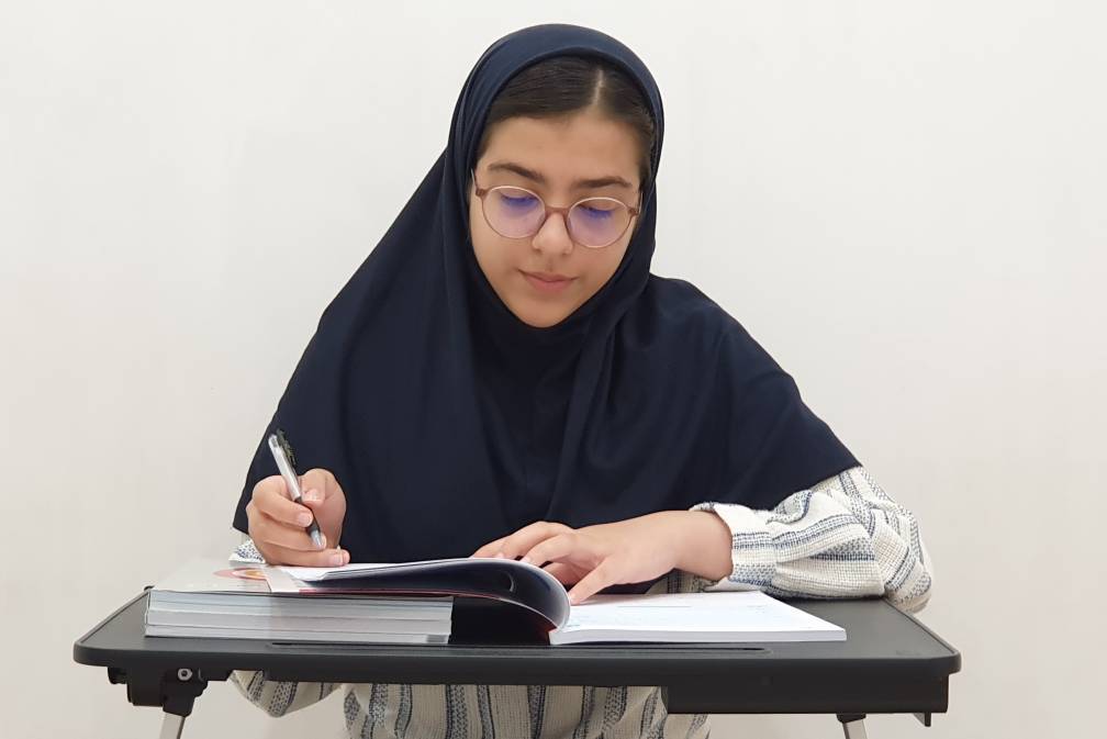 گفتگو با رها دهقان توران پشتی ؛ پایه هشتم