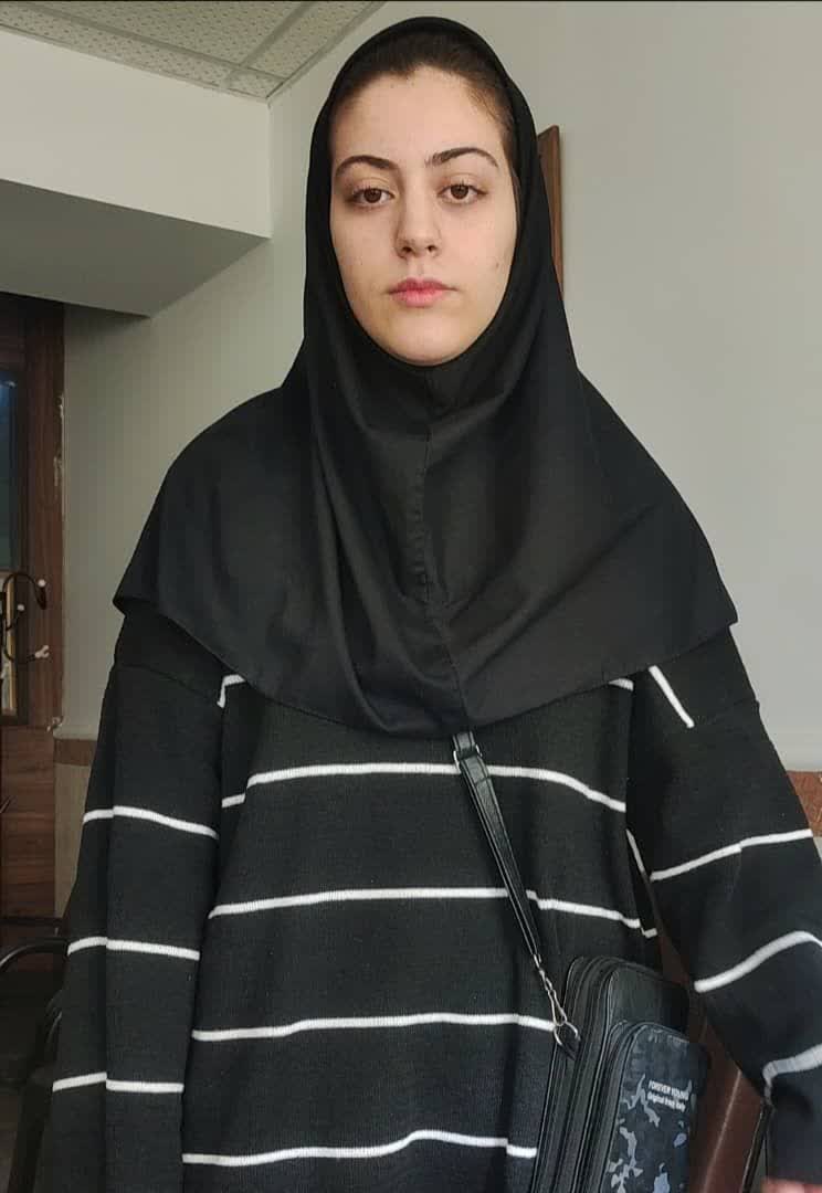 گفتگو با روژان فرحناکی قهرمان پاییز 12 انسانی از همدان شعبه یک