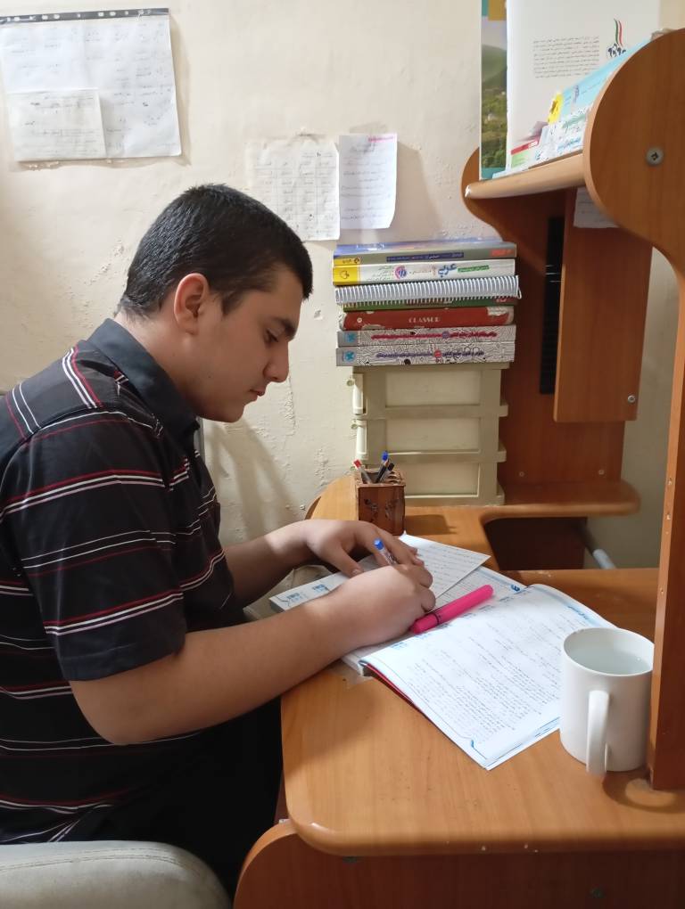 گفتگو با محمدطاها همدمی ؛ پایه دوازدهم انسانی