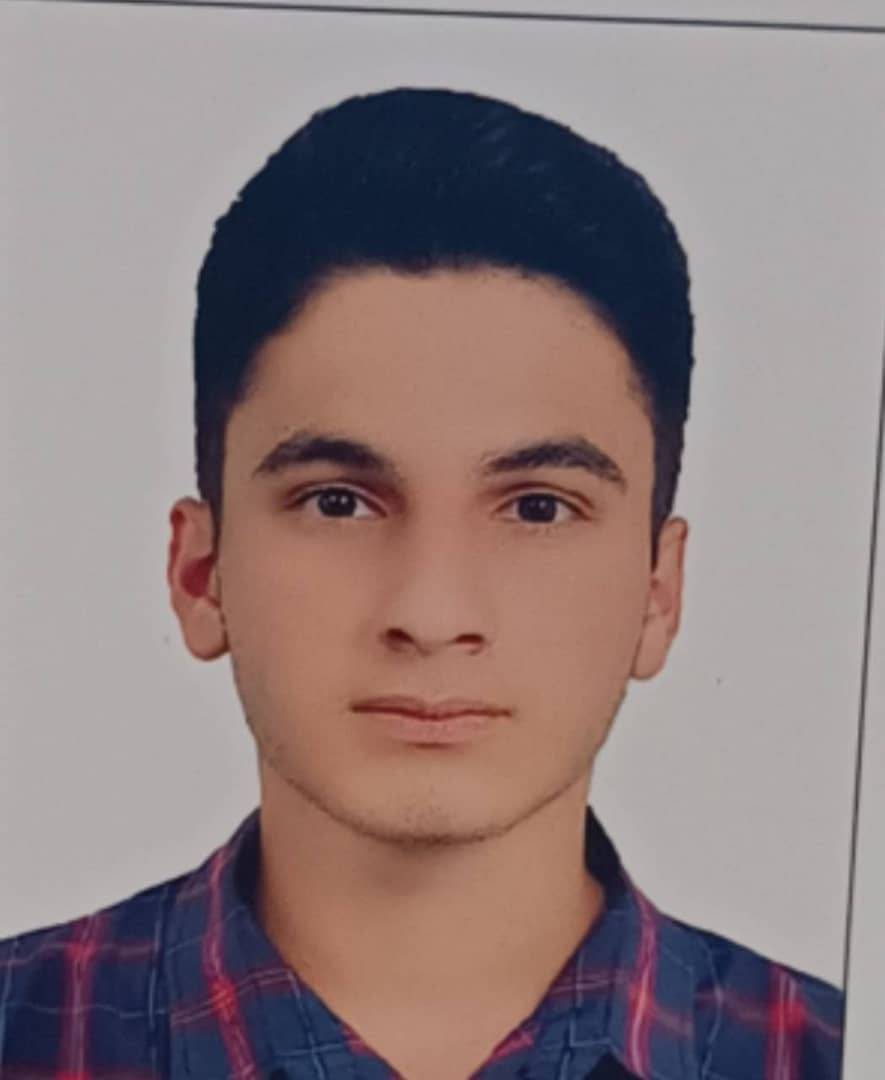 مصاحبه باامیر محمد بیرونی پایه دهم انسانی(تراز بالای5500 ابان)