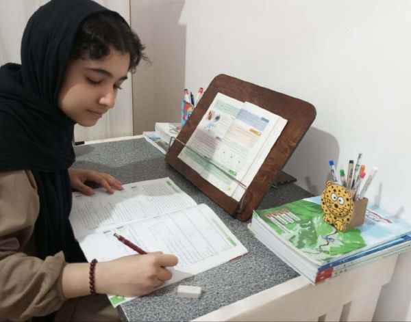 گفتگو با فاطمه نیکروان قاضی محله پایه هشتم قهرمان تابستان و پاییز