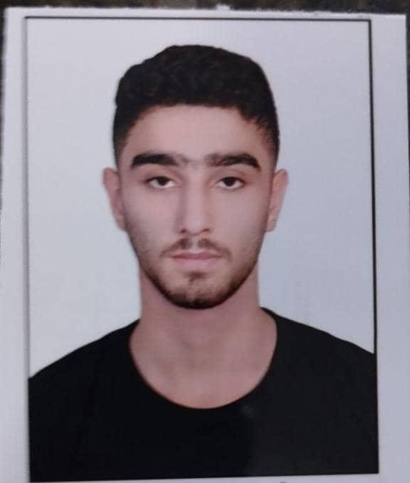 امیرصالح  حسینی فرد قهرمان پیوستگی از مدرسه تیزهوشان از شهر آمل